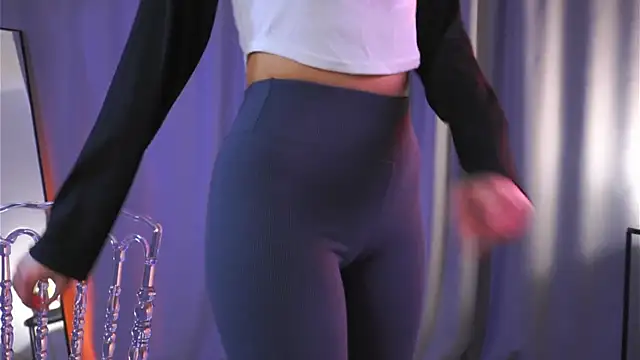 Chat XXX en directo de Leyla_crsh