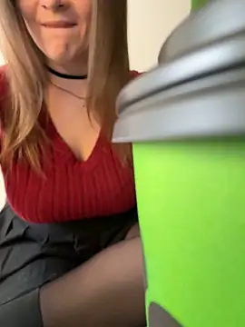 CrazyTori live XXX chat