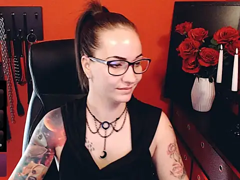 _MissJaneWarren_ Live XXX-Chat