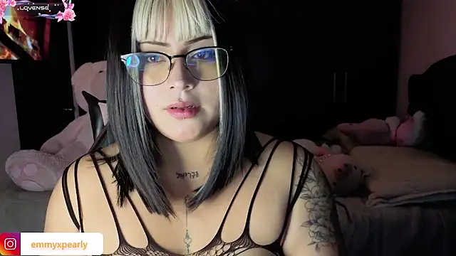 emyxpearly – Naživo XXX chat