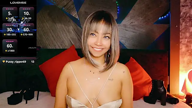 ElyaQuinn Pertunjukan Webcam