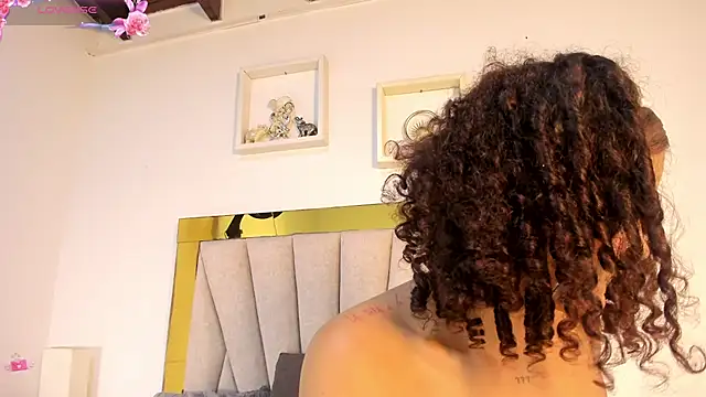 Chat +18 de vahiolet_fuentes ao vivo