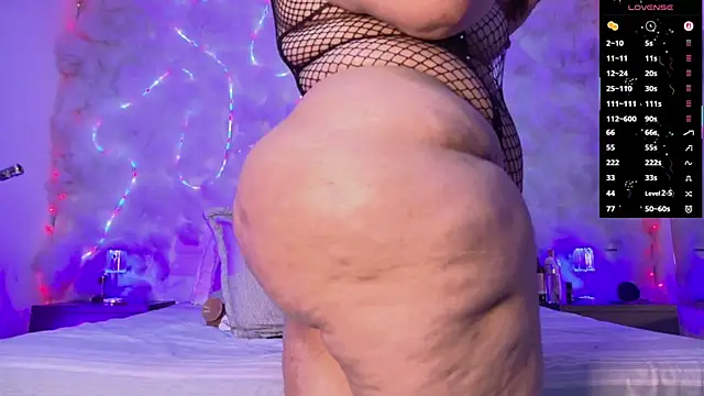 emmajohnss' Live XXX Chat