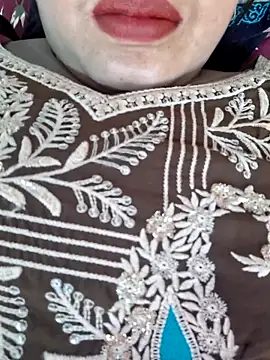 MissGitanjali 现场XXX聊天