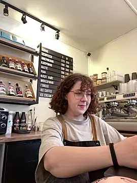 دردشة cinnabon_ الجنسية المباشرة