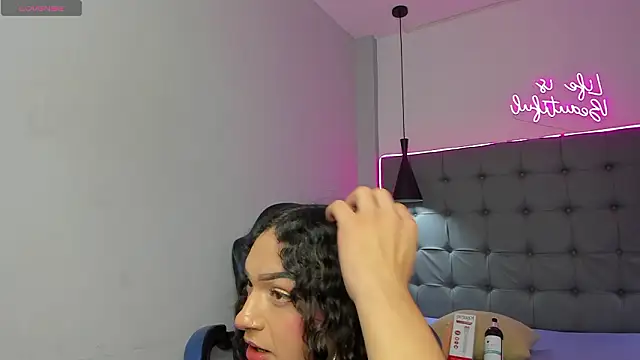 Онлайн чат XXX scarletcherry18