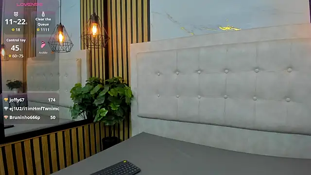 Онлайн чат XXX Scarlet_Rosexx