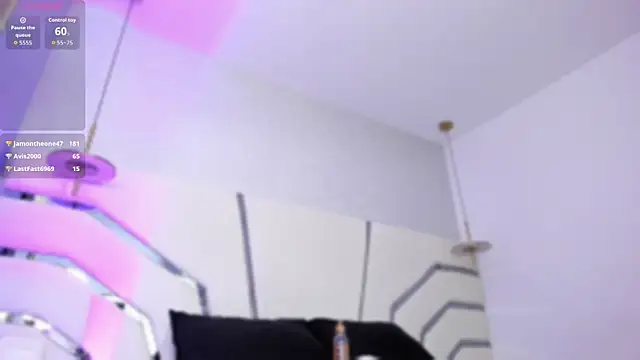 แชท XXX สดของ ninna_vinns