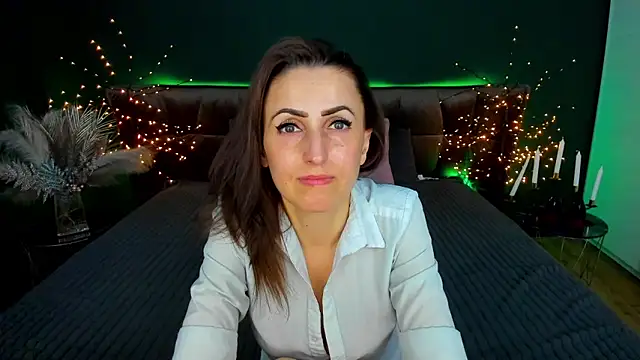 Chatroom XXX en direct de Rebecca_Diamond