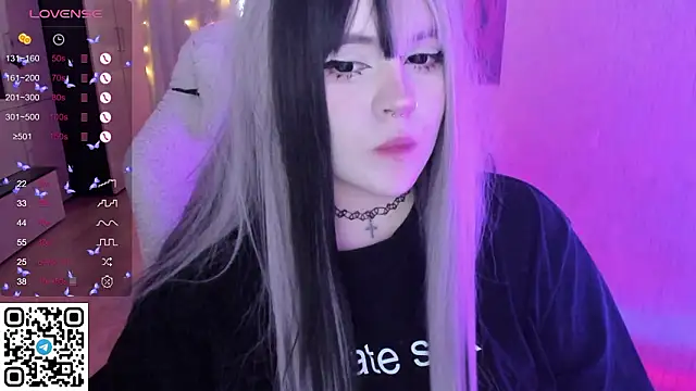 Chat +18 de SelenaCute ao vivo