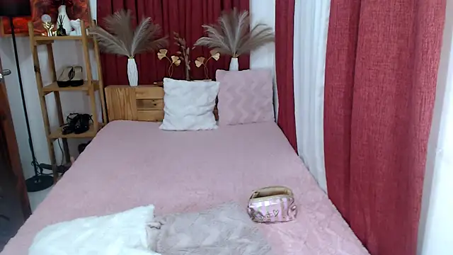 XXX chat uživo modela Mia_Akilah21