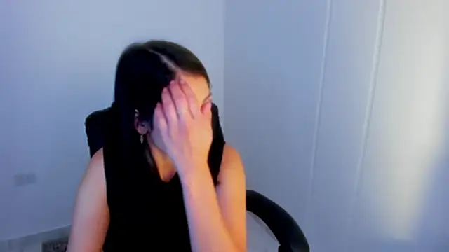 dominique21_: онлайн-секс-чат