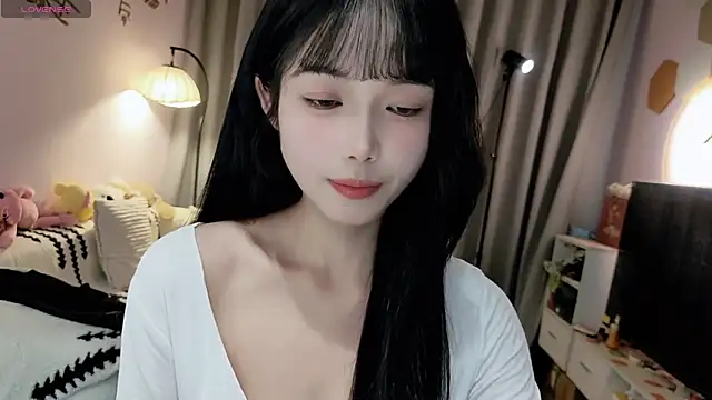 sansan-666 在線直播表演