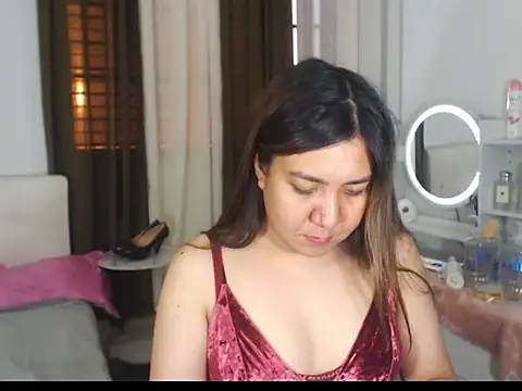 XXX chat uživo modela stellahugeX