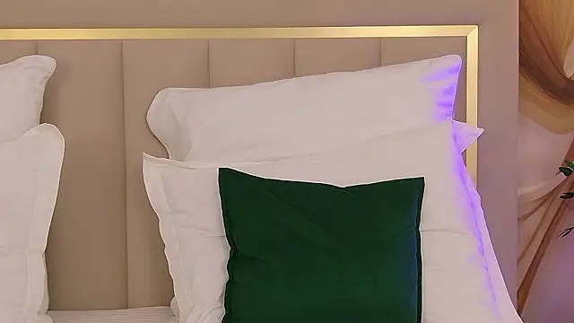 Chatroom XXX en direct de NoraHaynes