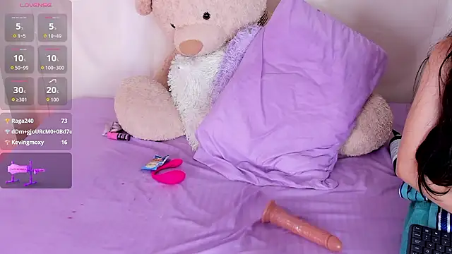 Nyra_lux16 live XXX chat