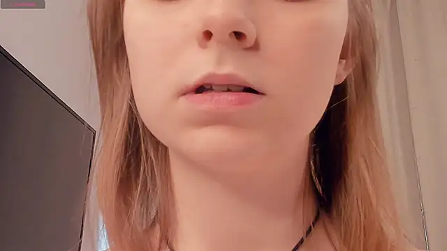 AmmieObarr: онлайн-секс-чат