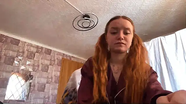 SultryJade live XXX chat