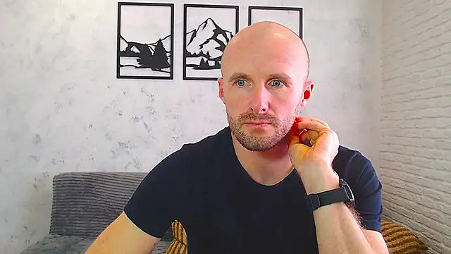 XXX chat uživo modela DoctorAlexx