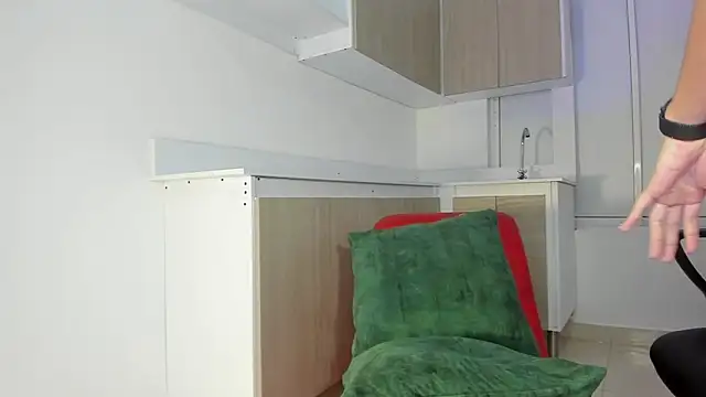 دردشة Brutal_Destruction الجنسية المباشرة