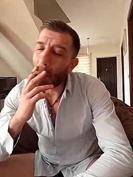 Alexdaniel89 Chat XXX in diretta