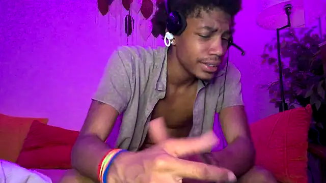 BlackBullTitus ওয়েবক্যাম শো