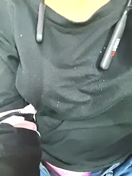 XXX chat uživo modela Ananya_34