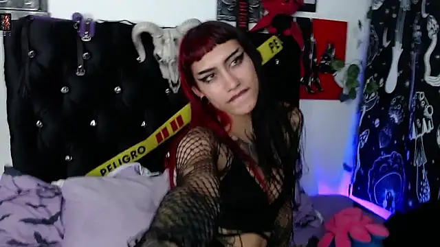 XXX chat uživo modela mayaREDdoll