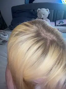 PurpleHazexx – Kamerová šou