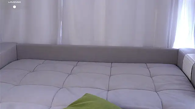 KnittedGoo Live XXX-chat