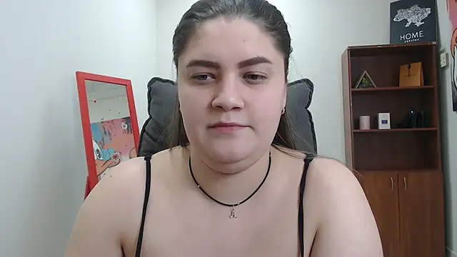 Maddiniaのウェブカメラショー