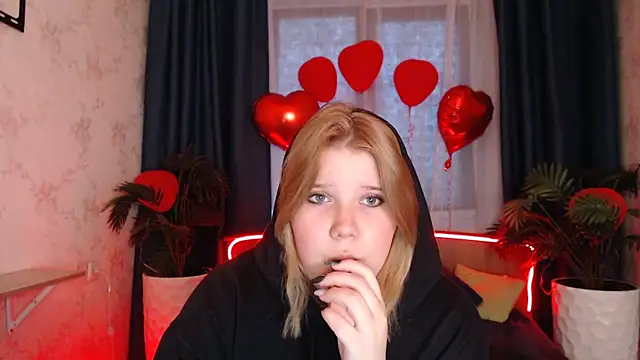 StripGyrl Show Webcam