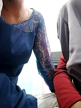 Chat XXX ao vivo de Karishma_88