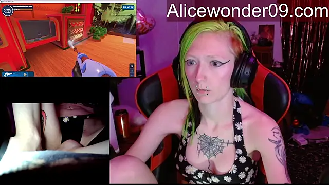 Онлайн чат XXX alicewonder09