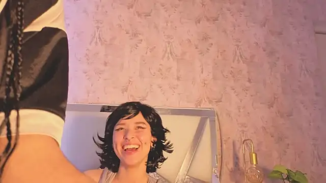 Benny_and_Mark Adlı Modelin Canlı XXX Sohbeti