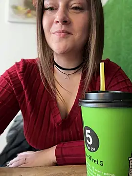 Chat +18 de CrazyTori ao vivo