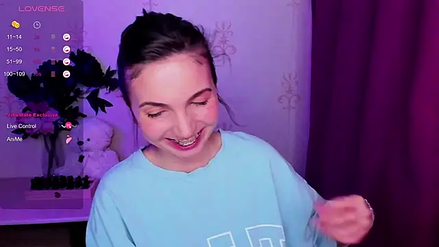 Živý XXX chat KindHazelHere_