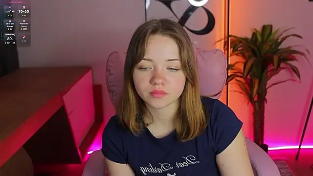 Kiss_Moon Webcam show