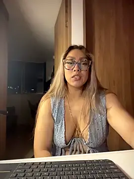 Im_sophiien Live XXX chat