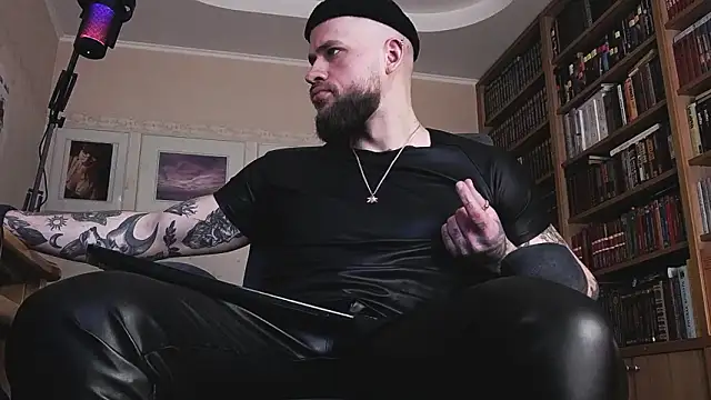 FindomJason: διαδικτυακό σόου στην κάμερα