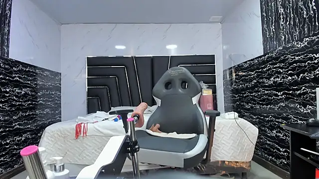 Ladyy_Scarlett live XXX chat