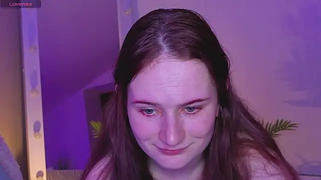 L1ittle_kitty_ Adlı Modelin Canlı XXX Sohbeti