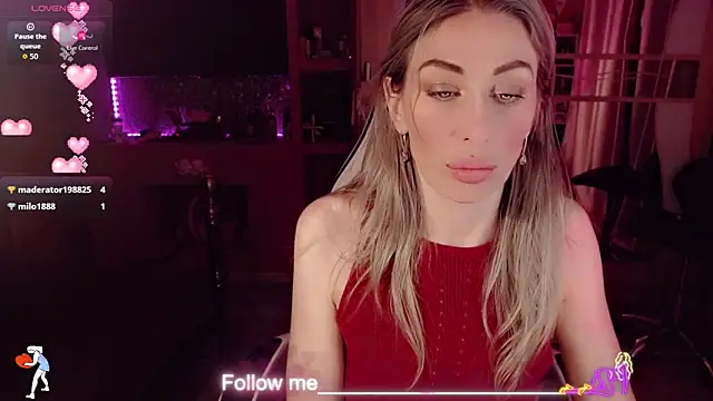 Онлайн чат XXX AnnieGOld_