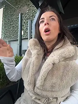 Czat XXX na żywo – Almmaxxxx