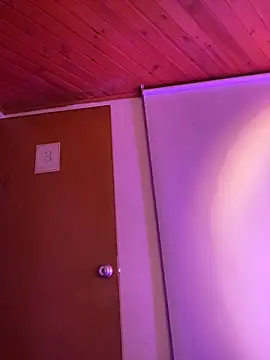 Mady_Pink: онлайн-секс-чат