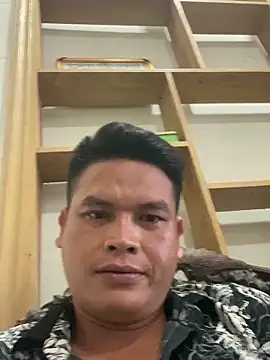 Show modela tonatranvan na web-kameri