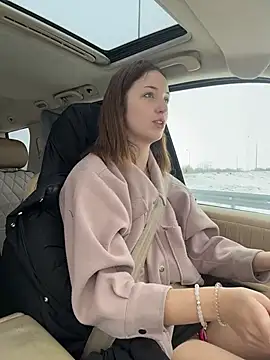 DollyTall's Live XXX Chat