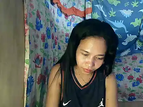 PinaySkinnyGirl's Live XXX Chat