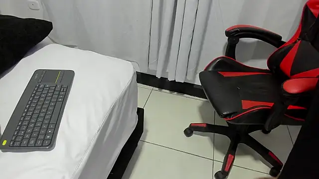 Вебкам-шоу Ethan_Wolfe