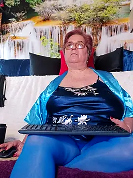 QueenPammy1 – Live XXX-chat